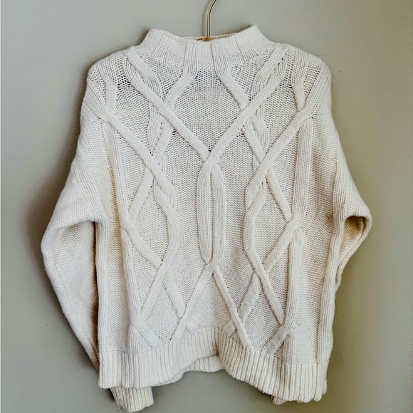 Everlane The Cable Knit Mockneck Sweater - Picture 6 of 11